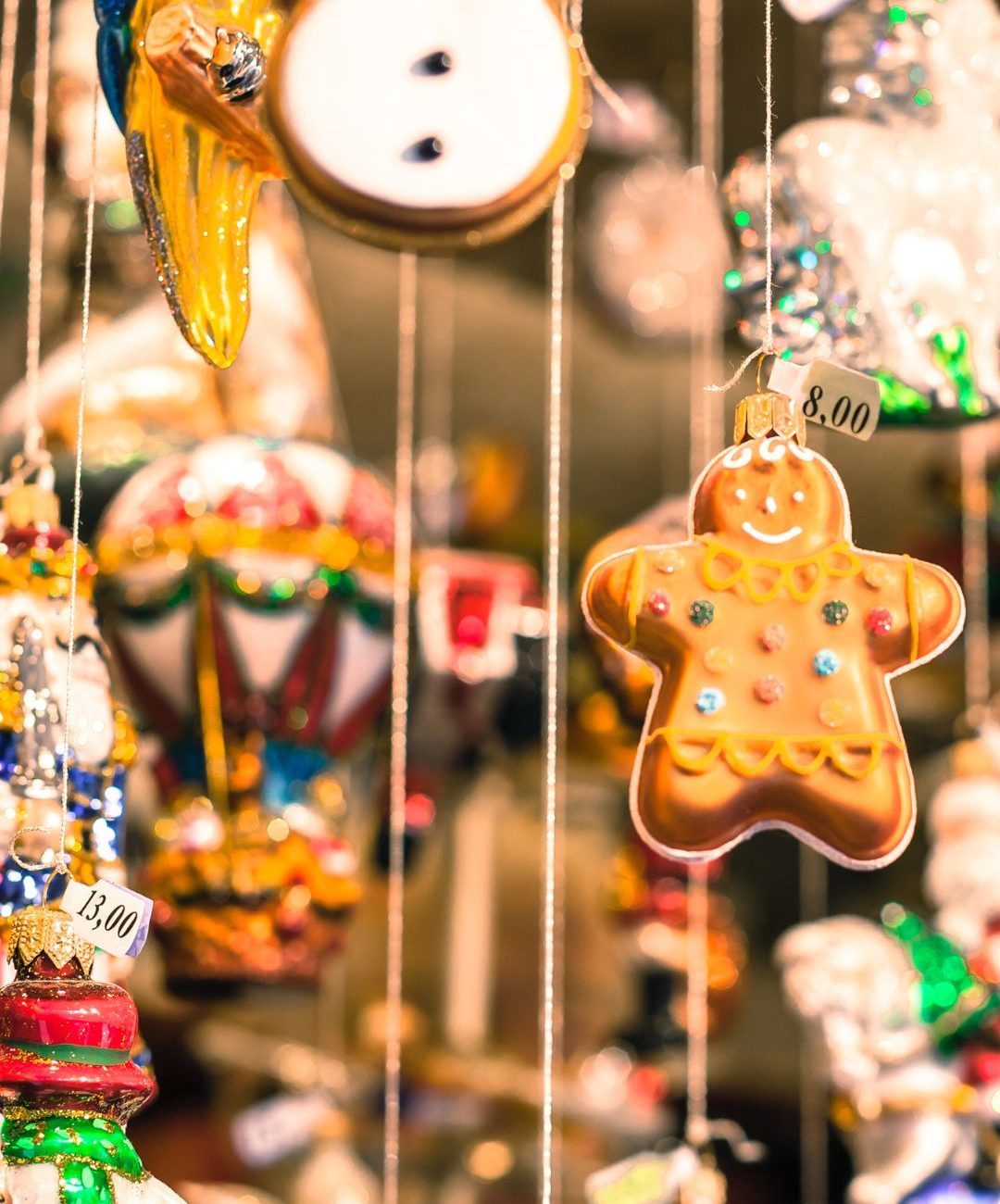 Personalization: The Gift That Keeps Giving, Spread Cheer through Social Media, gingerbread man, Christmas decoration